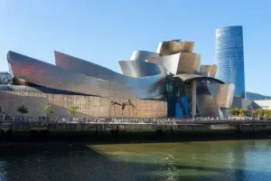 MICE in Bilbao, combining innovation and culture for corporate events and meetings in northern Spain.